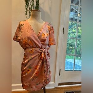 Peach love California blush pink floral wrap dress Sz L